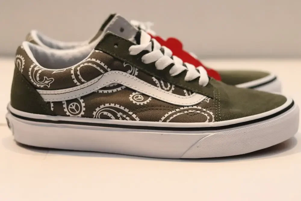 Vans Old Skool Peace Paisley Sz 6